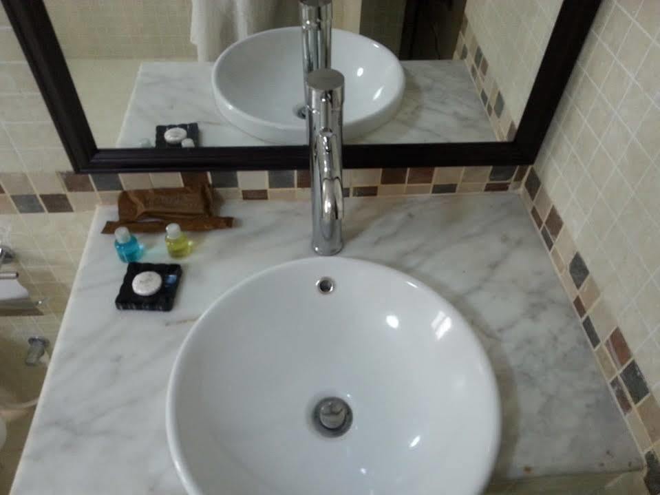 Hotel Amazon Lilly Residencia Dhaka Exterior foto